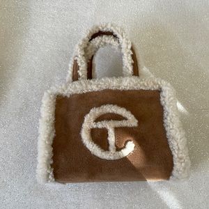 TELFAR X UGG SMALL SHOPPING TOTE SUEDE WITH SHEARING ✨